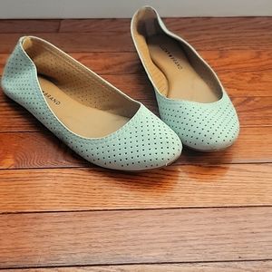 Lucky brand mint flats size 7.5
